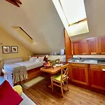 Angelina Bed & Breakfast