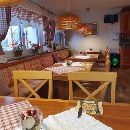 Angelina לינה וארוחת בוקר רוגאסקה סלאטינה