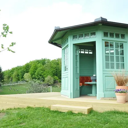 Angelina רוגאסקה סלאטינה