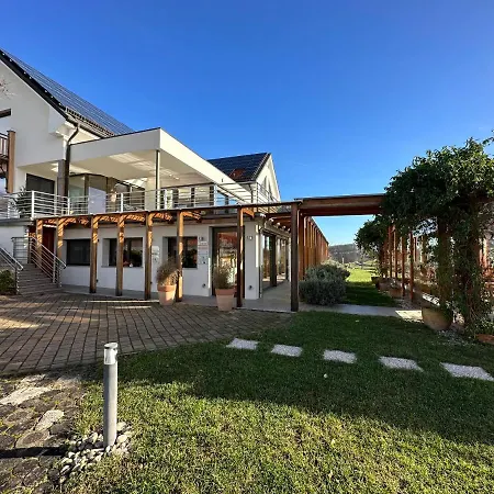 Angelina לינה וארוחת בוקר רוגאסקה סלאטינה