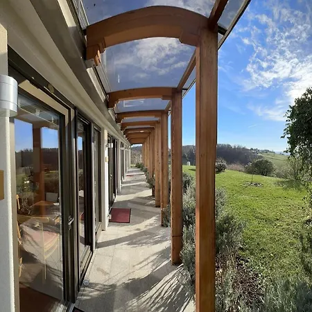 Angelina 4* רוגאסקה סלאטינה