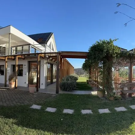 Angelina Bed and breakfast