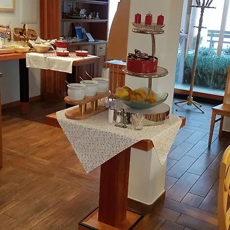 ベッド・アンド・ブレックファスト Angelina ロガシュカ・スラティナ