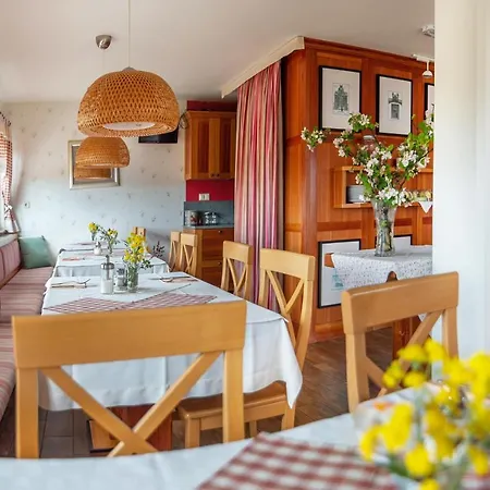 Angelina Bed and breakfast 4*