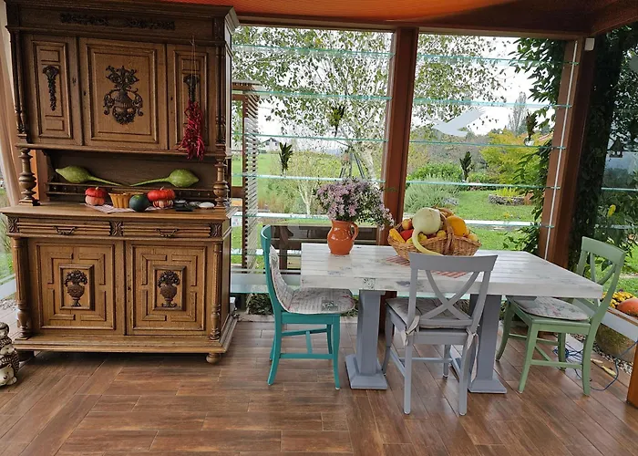 Angelina לינה וארוחת בוקר